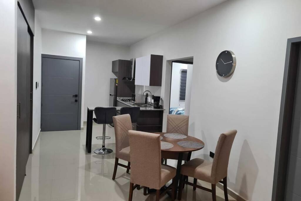 شقة Departamento Cerca Del Malecon Y Zona Dorada ماساتلان المظهر الخارجي الصورة